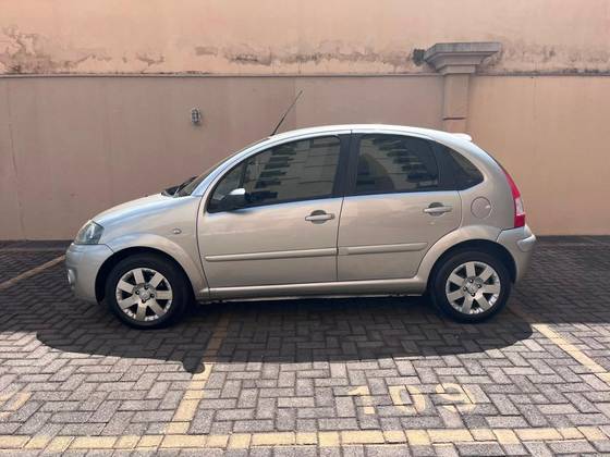 CITROËN C3 1.4 I GLX 8V FLEX 4P MANUAL CITROËN C3 1.4 I GLX 8V FLEX 4P MANUAL